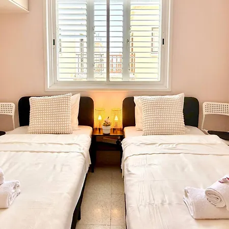 Relax Balcony - 2-br Flat * Perivolia