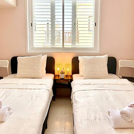 Relax Balcony - 2-br Flat * Perivolia