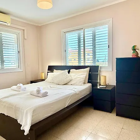 Relax Balcony - 2-br Flat * Perivolia